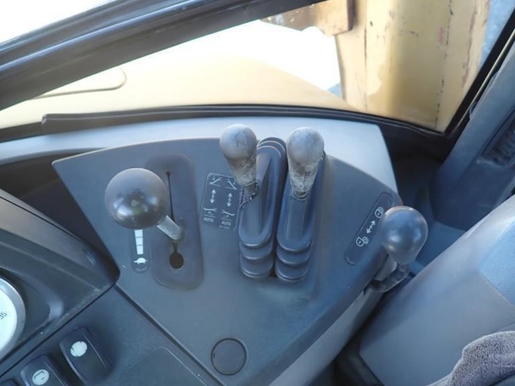 2008-caterpillar-430e-image-32