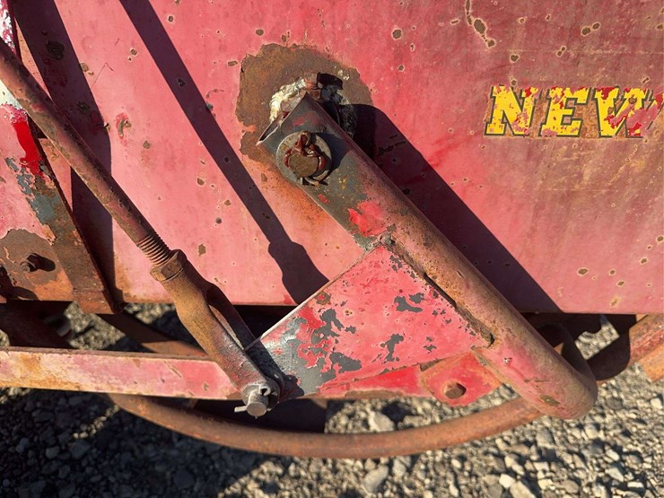 new-holland-66-image-7