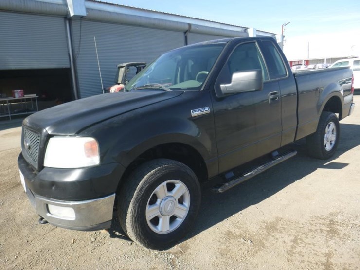 2004-ford-f150-image-1