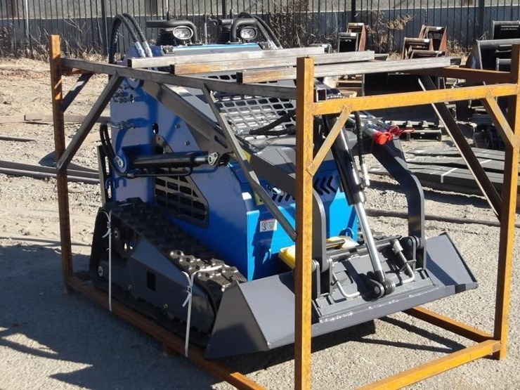 2026-zjz-380-skid-steer-track-loader-image-2