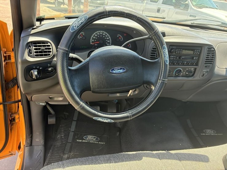 2004-ford-f150-image-15