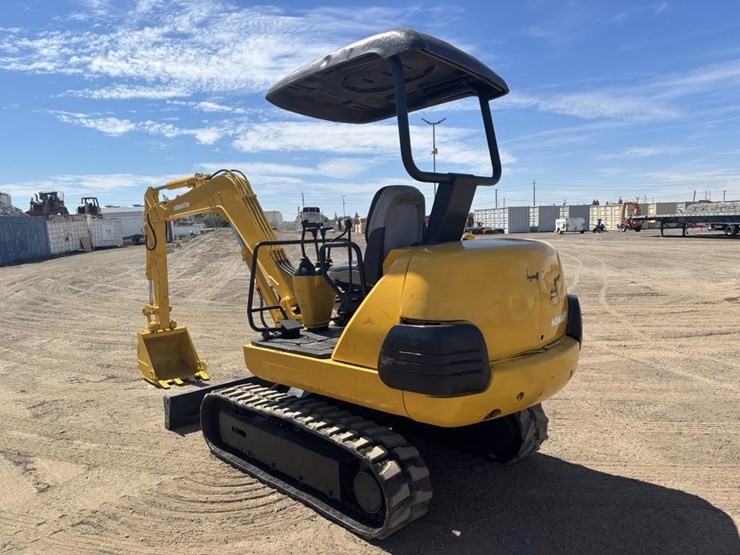 komatsu-pc20-7e-image-4