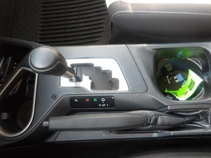 2018-toyota-rav4-image-21