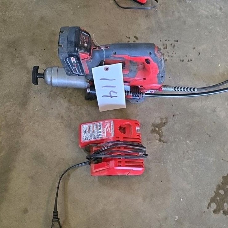 #114 • Milwaukee Grease Gun