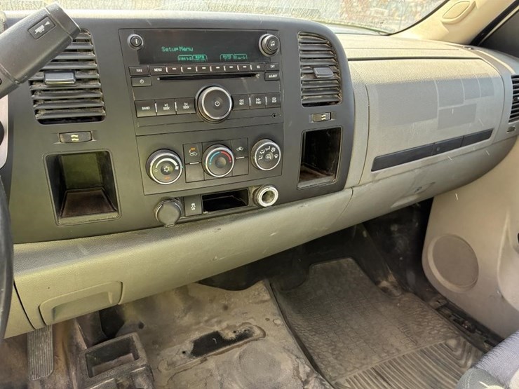 2012-gmc-sierra-2500hd-image-21