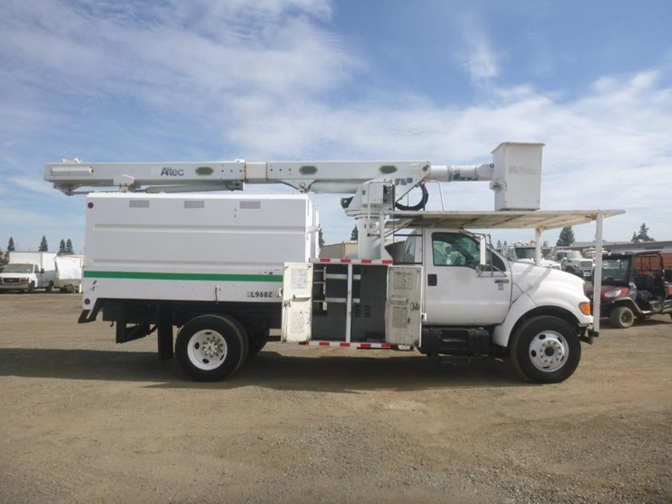 2003-ford-f750-image-6