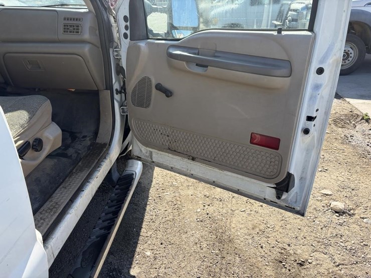 2004-ford-f250-image-10
