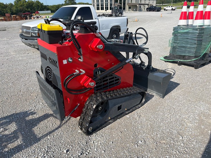 #34-•-new-zjg-zj-380-mini-skid-loader-image-3