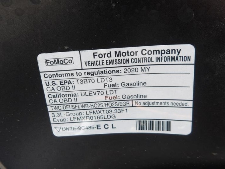 2020-ford-explorer-image-13