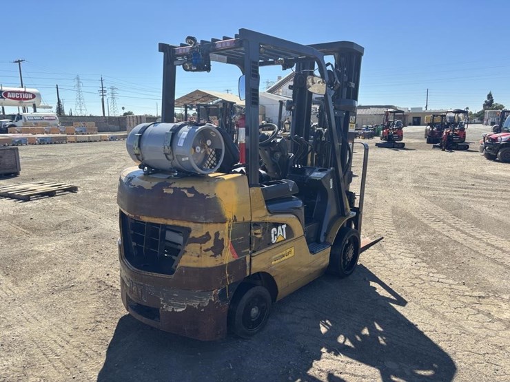 2020-caterpillar-2c6000-image-3