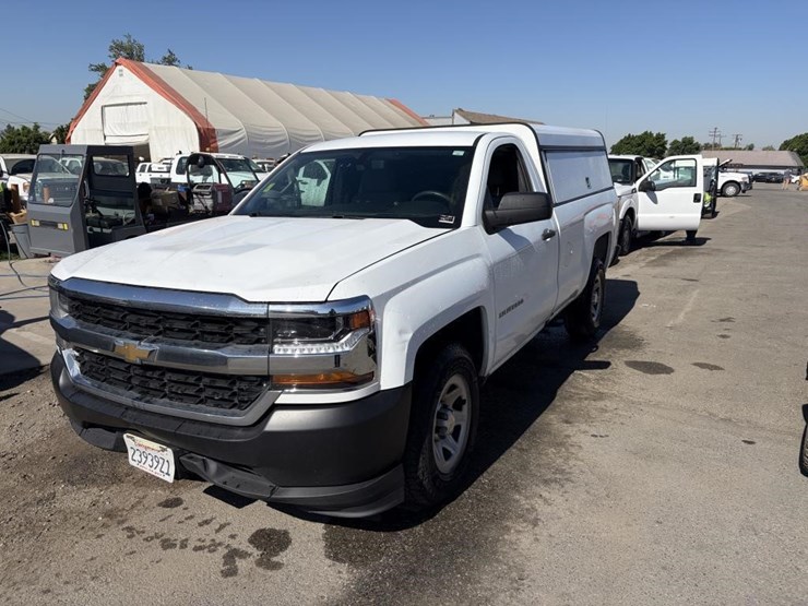 2016-chevrolet-silverado-1500-image-1