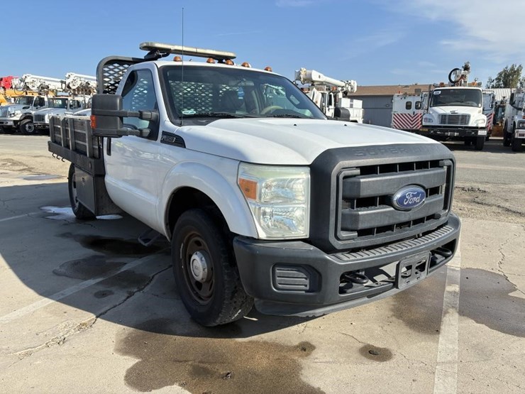 2016-ford-f350-image-2
