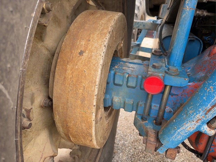 ford-tw25-image-23