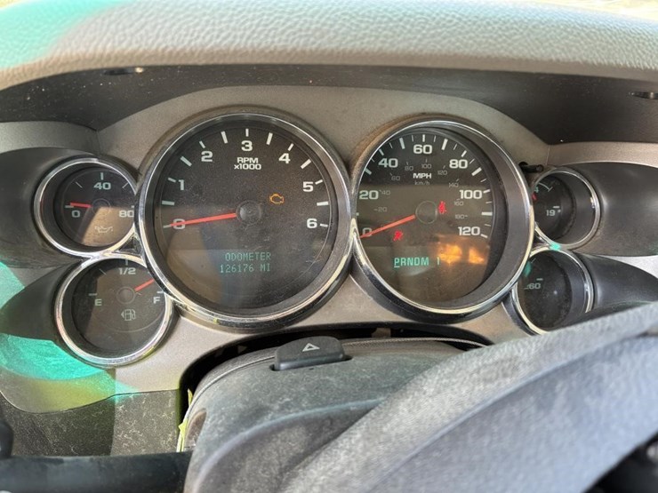 2012-gmc-sierra-2500-image-28