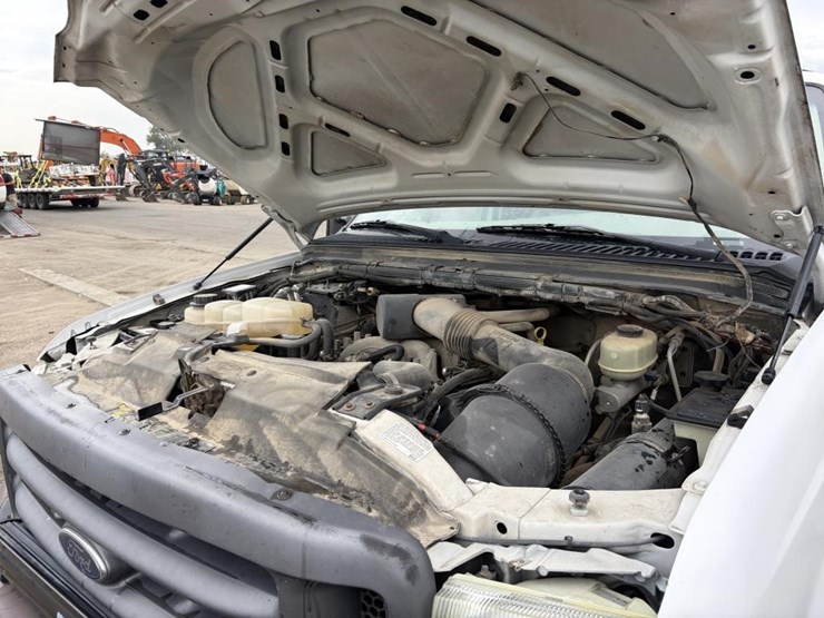 2003-ford-f450-image-7