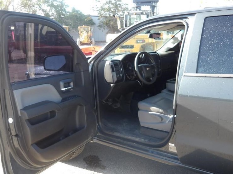 2018-chevrolet-silverado-1500-image-15
