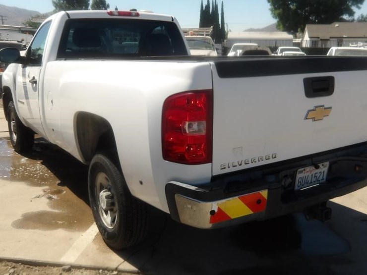 2008-chevrolet-silverado-2500-image-4