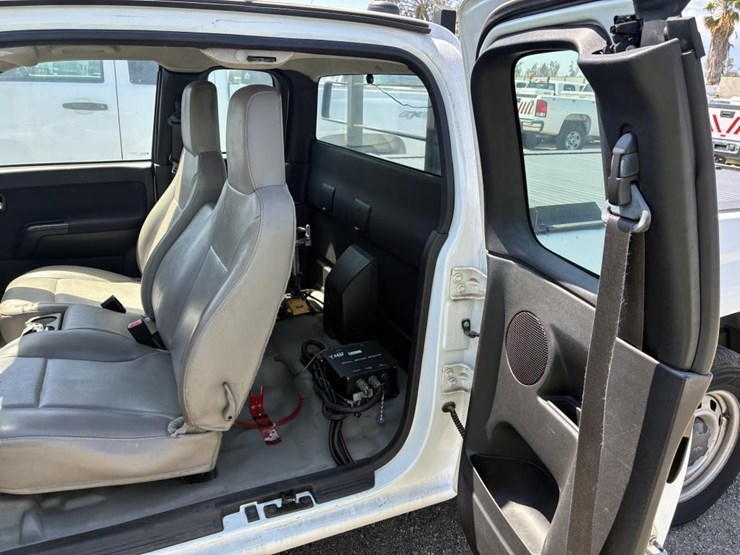 2011-chevrolet-colorado-image-10