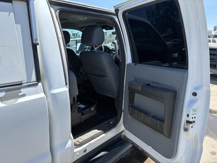2011-ford-f350-image-11