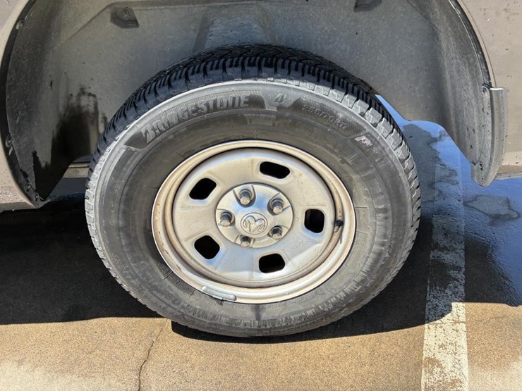 2016-dodge-ram-1500-image-5