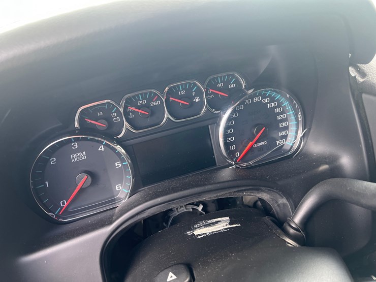 2020-chevrolet-tahoe-image-12