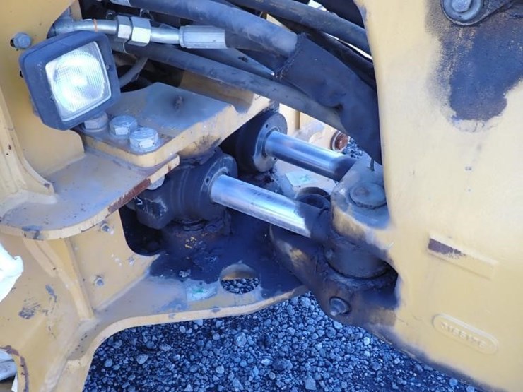 2008-caterpillar-430e-image-19