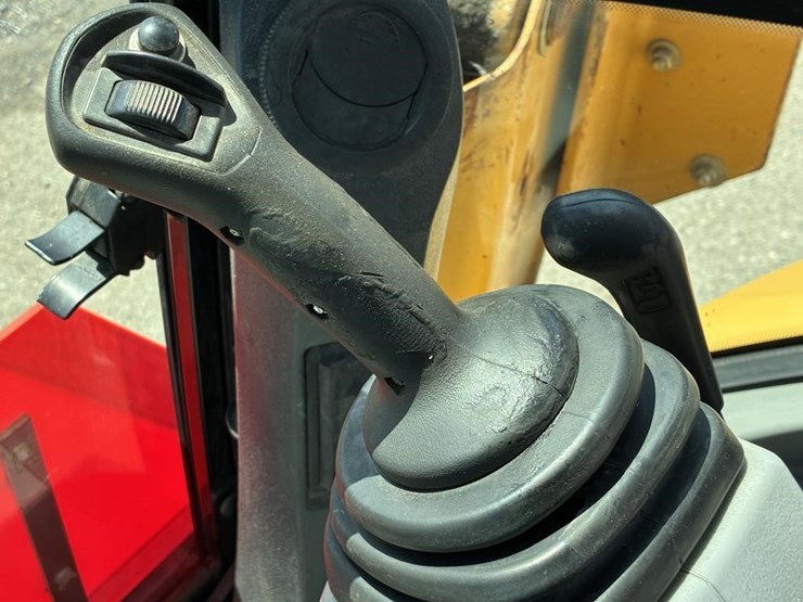 2008-caterpillar-420e-image-38