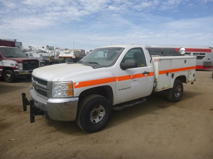 2009-chevrolet-3500-image-1