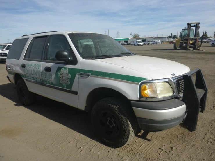 2002-ford-expedition-image-2