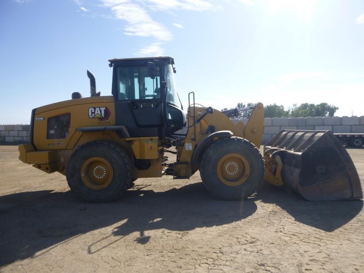 2022-caterpillar-930m-image-30