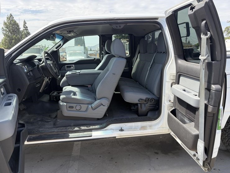 2011-ford-f150-image-12