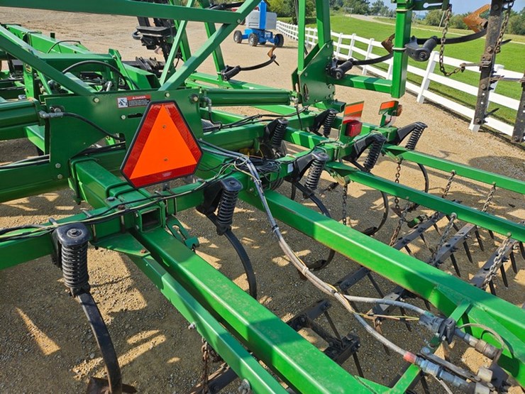 john-deere-726-image-45