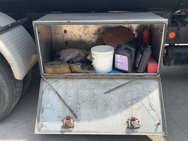 2006-international-durastar-4400-image-22