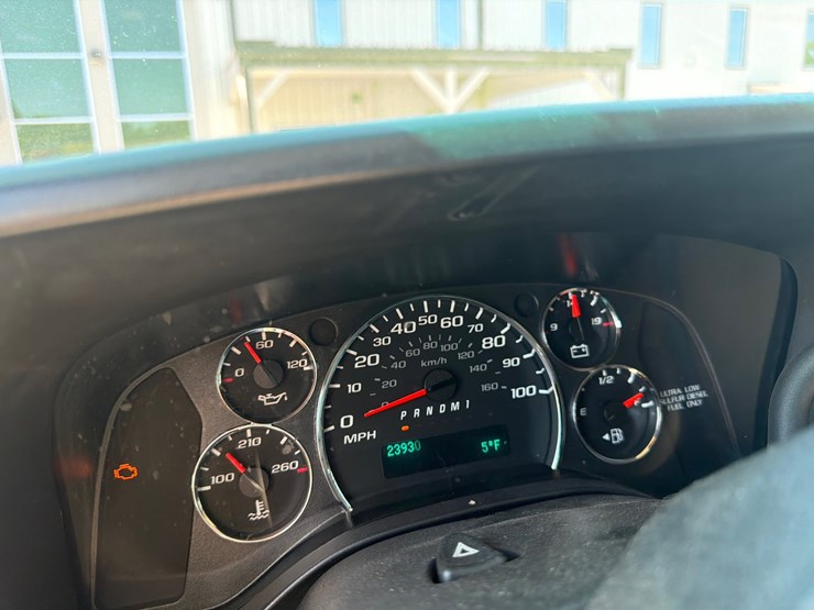 2013-chevrolet-express-3500-image-19