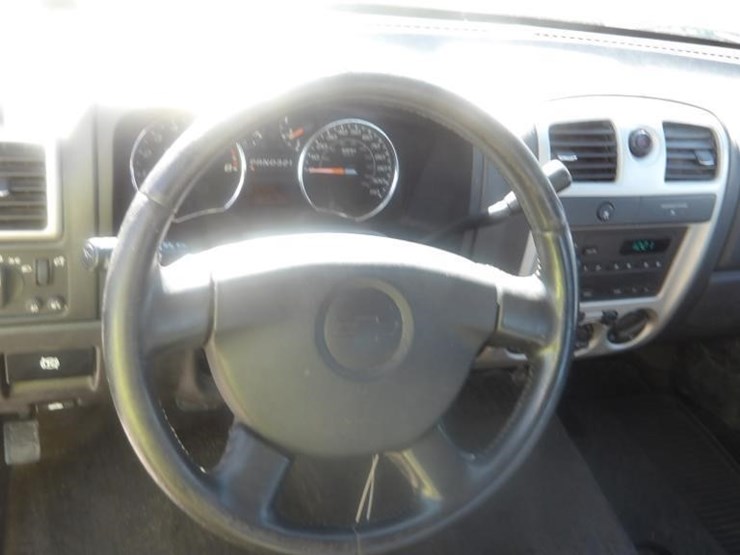 2009-chevrolet-colorado-image-16
