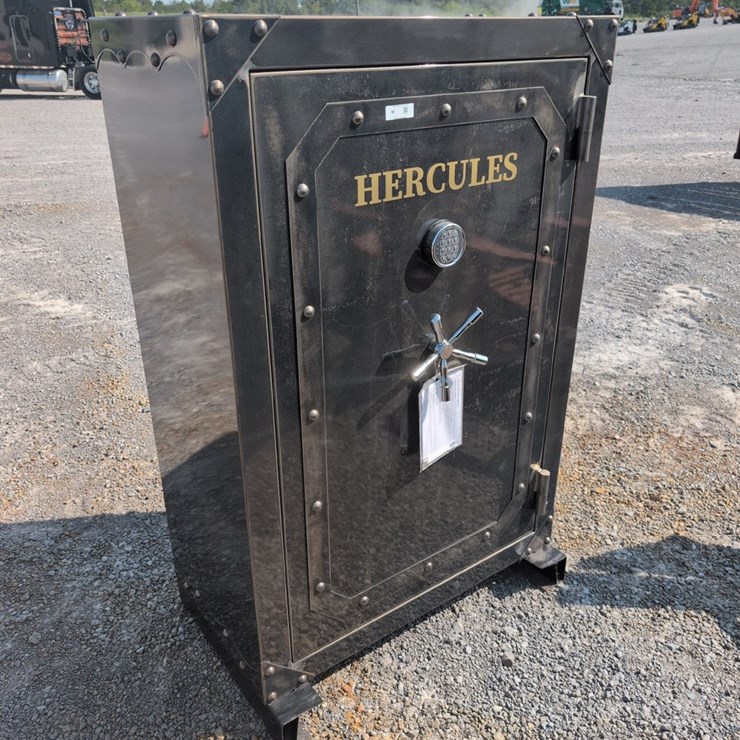 #56 • LARGE VINTAGE HERCULES SAFE