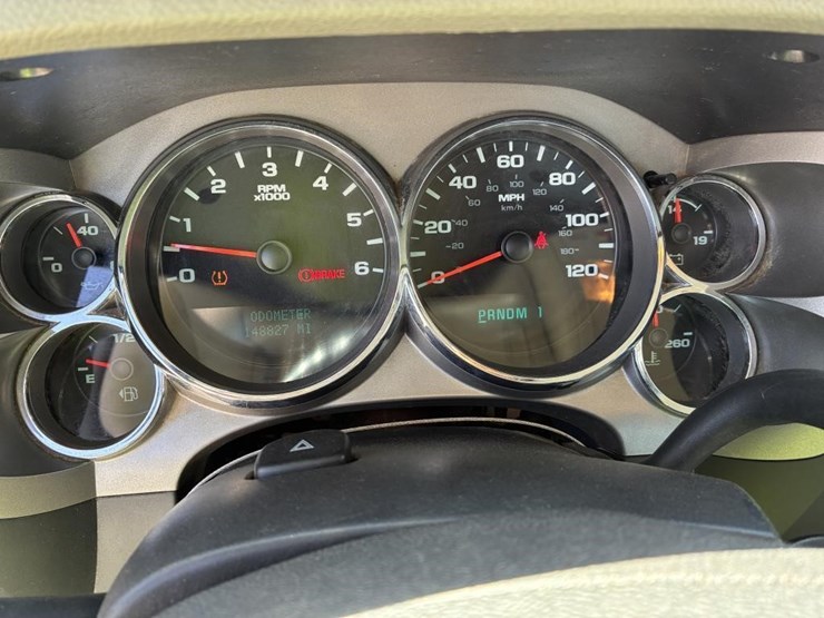 2012-gmc-sierra-2500hd-image-17