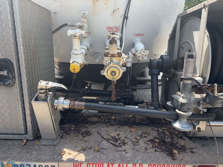 2006-international-durastar-4400-image-17