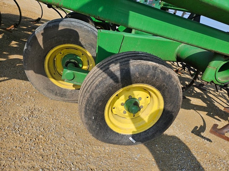 john-deere-726-image-56