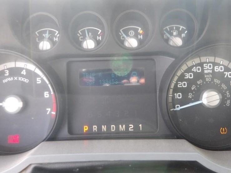 2015-ford-f350-image-24