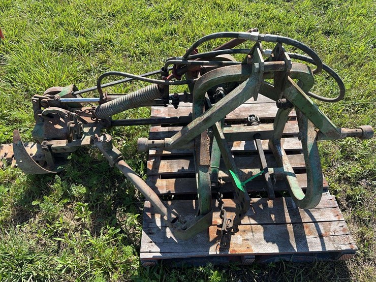 john-deere-350-image-1