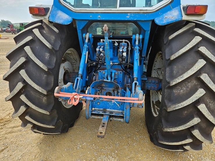 ford-tractor-image-15