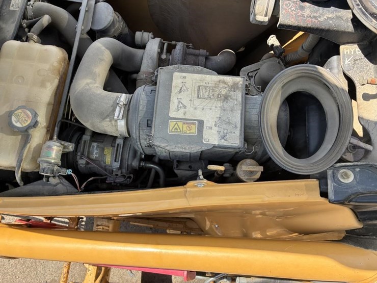 2007-caterpillar-430e-image-23