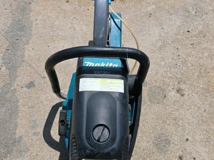 #104-•-makita-ek7301-concrete-saw-image-2
