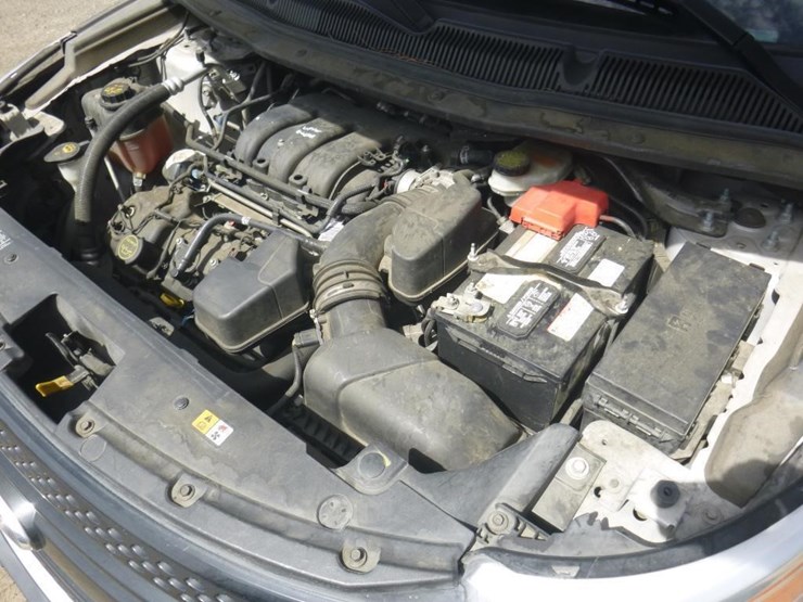 2014-ford-explorer-image-10