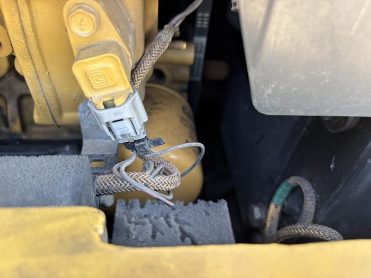 caterpillar-303.5-image-53