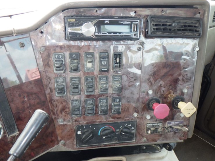 2006-international-9200i-image-18