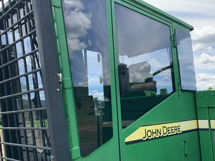 2015-deere-437d-image-36