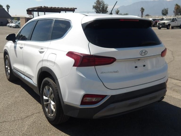 2020-hyundai-santa-fe-image-4