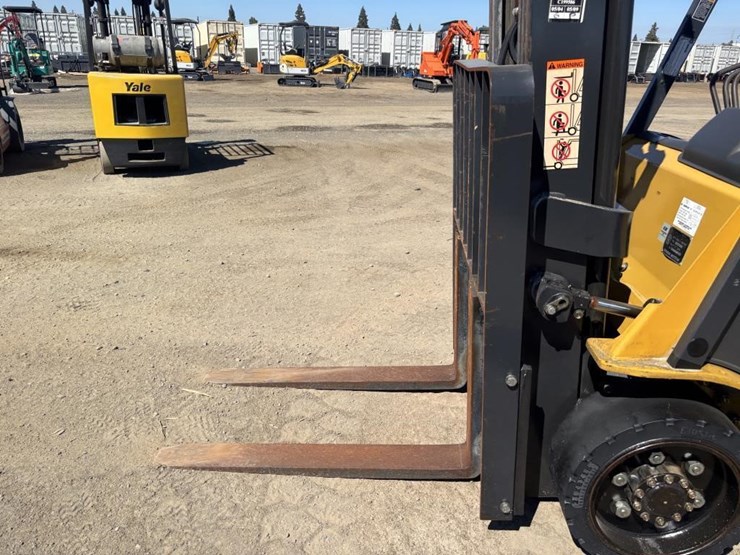2016-caterpillar-2c6000-image-9